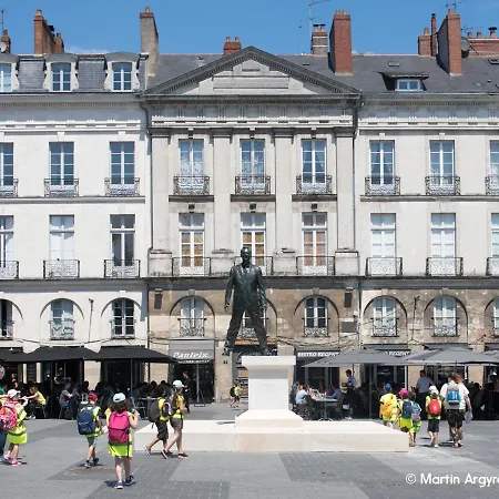 Pour Une Escapade à Nantes, Face Au Musée D’arts * Nantes